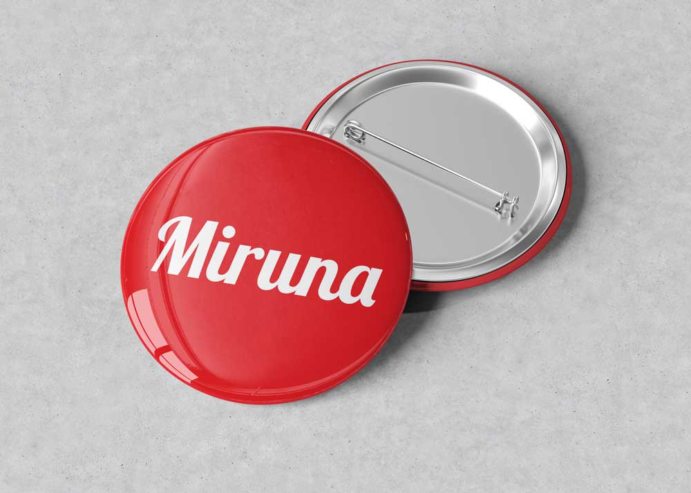 Insignă personalizată cu numele tău