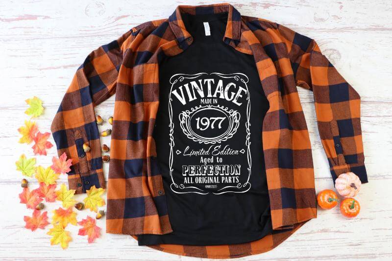 Tricou Personalizat Vintage Made In 1977 Aged to Perfection