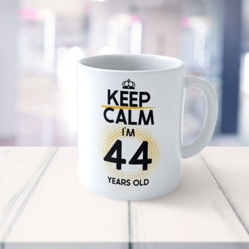 Cană Personalizată KEEP CALM I'M 44 YEARS