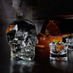Decantor Whiskey Craniu - Eleganță Înspăimântătoare pentru Colecționarii de Whiskey