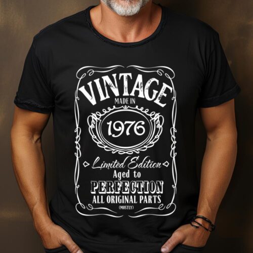 Tricou Personalizat Vintage Made In 1976 Aged to Perfection