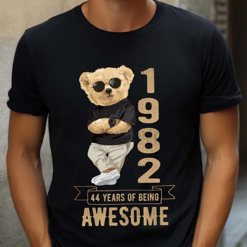 Tricou Personalizat 44 years of being awesome