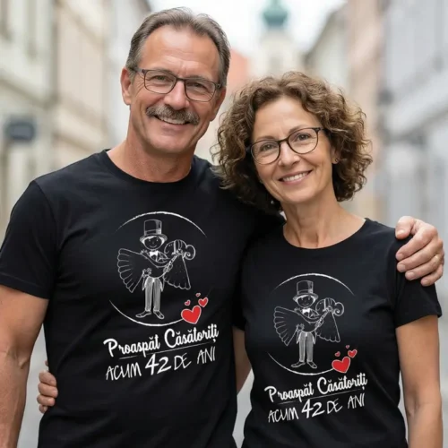 Set Tricouri Cuplu Personalizate – Proaspat Casatoriti acum 42 ani