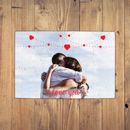 Puzzle Personalizat Magnetic - 96 de piese 20x28 cm o poza cu inimioare PZ07