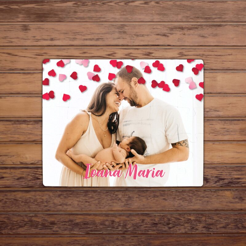 Puzzle Personalizat pentru copii - 30 de piese 19x24 cm o poza cu inimioare si text PZ025